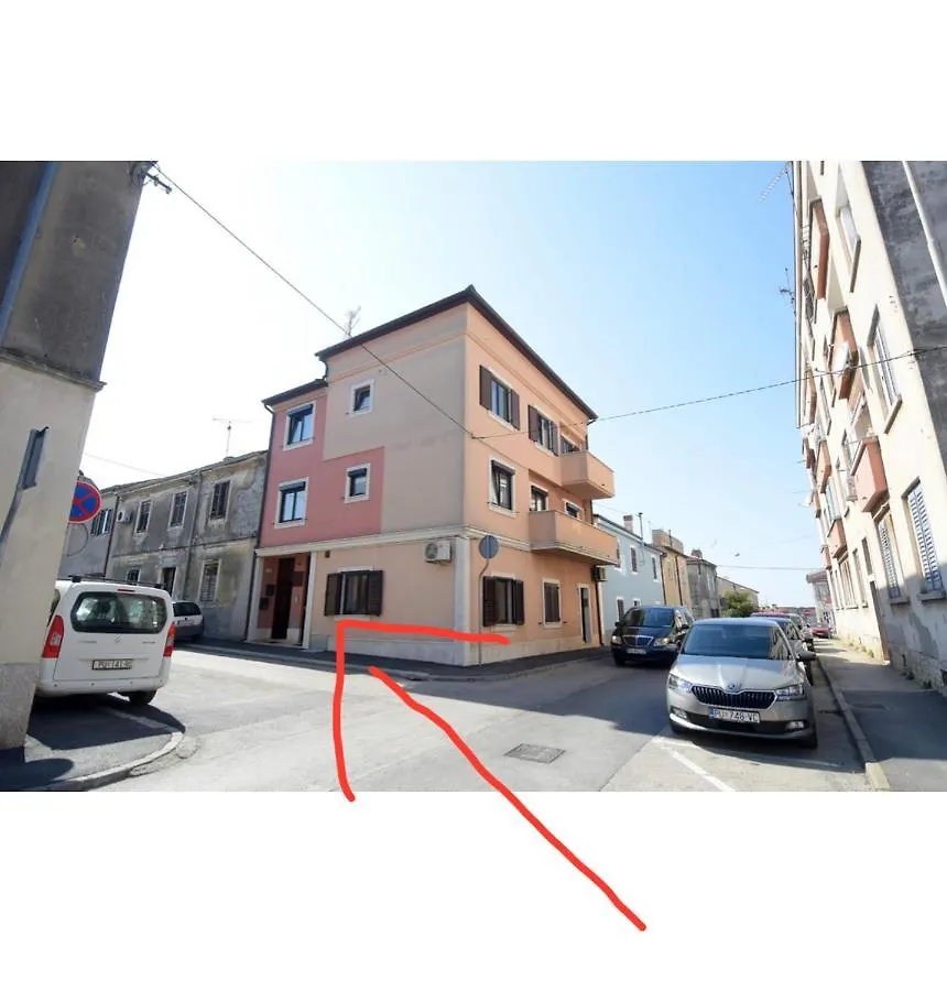 Gallery Premium 99 Near Ammphiteatre With Garage 5 Days And More Gratis Apartment Pula