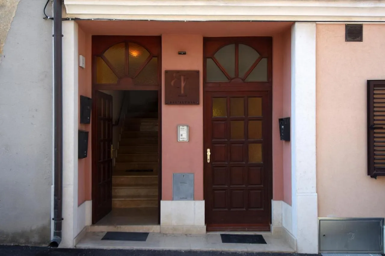 Gallery Premium 99 Near Ammphiteatre With Garage 5 Days And More Gratis Apartment Pula Croatia
