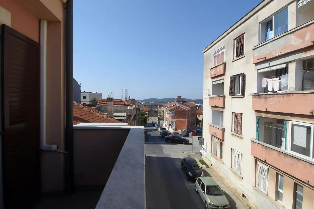 Gallery Premium 99 Near Ammphiteatre With Garage 5 Days And More Gratis Apartment Pula